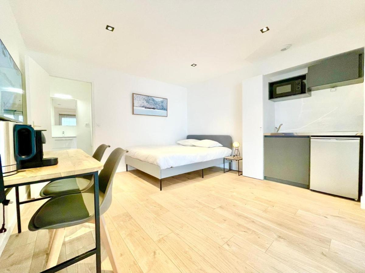 Residence Duguay - Centre Ville - Porte B - Appartements Tout Confort - Neuf - Nouveau Lorient Exterior foto