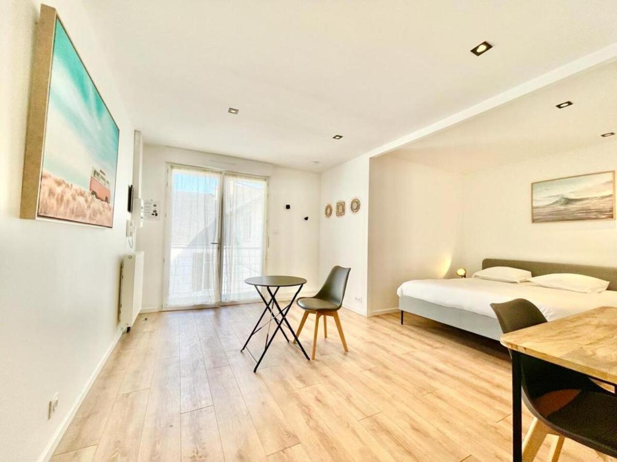 Residence Duguay - Centre Ville - Porte B - Appartements Tout Confort - Neuf - Nouveau Lorient Exterior foto